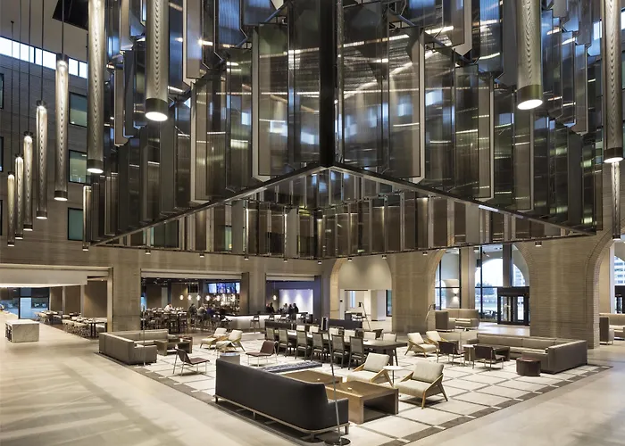 Hyatt Regency Chicago 3*